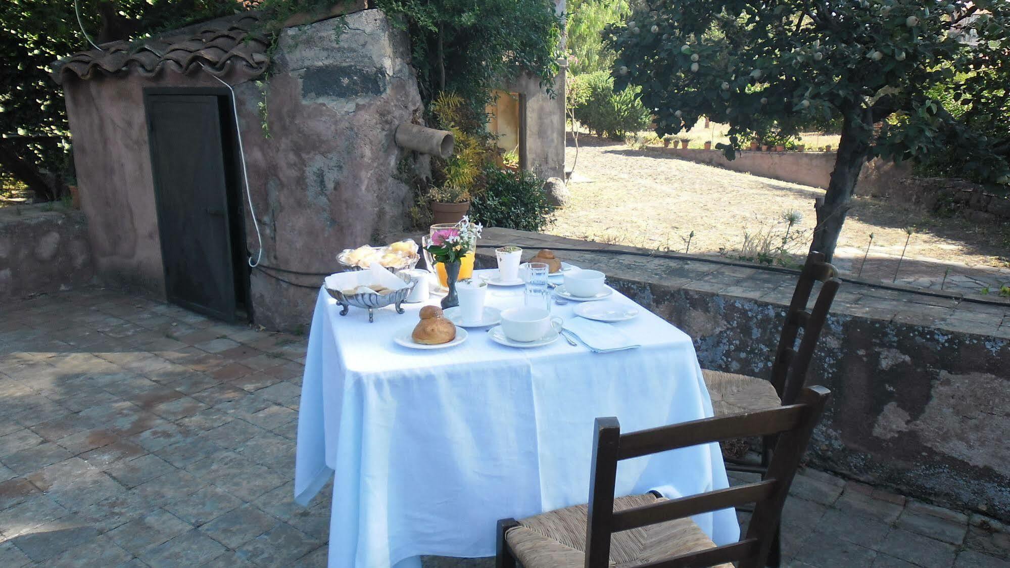 B&B Valle Allegra Gravina di Catania Bagian luar foto